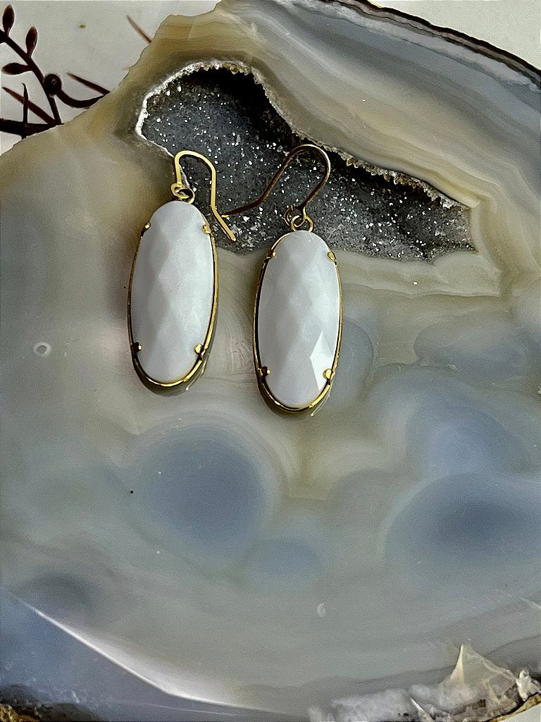 Brinco Banho Ouro 18k Com Quartzo Branco Oval