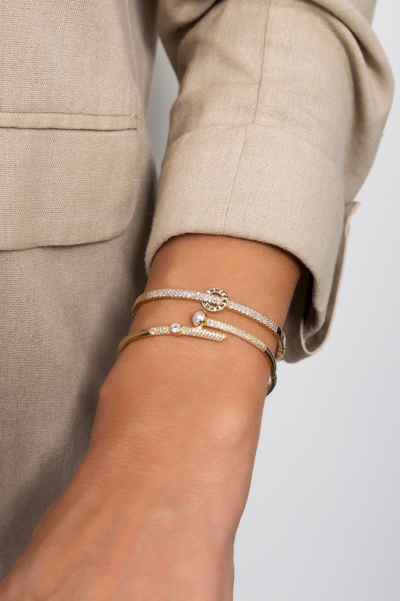 Pulseira Bracelete Números Romanos Banho Ouro 18k