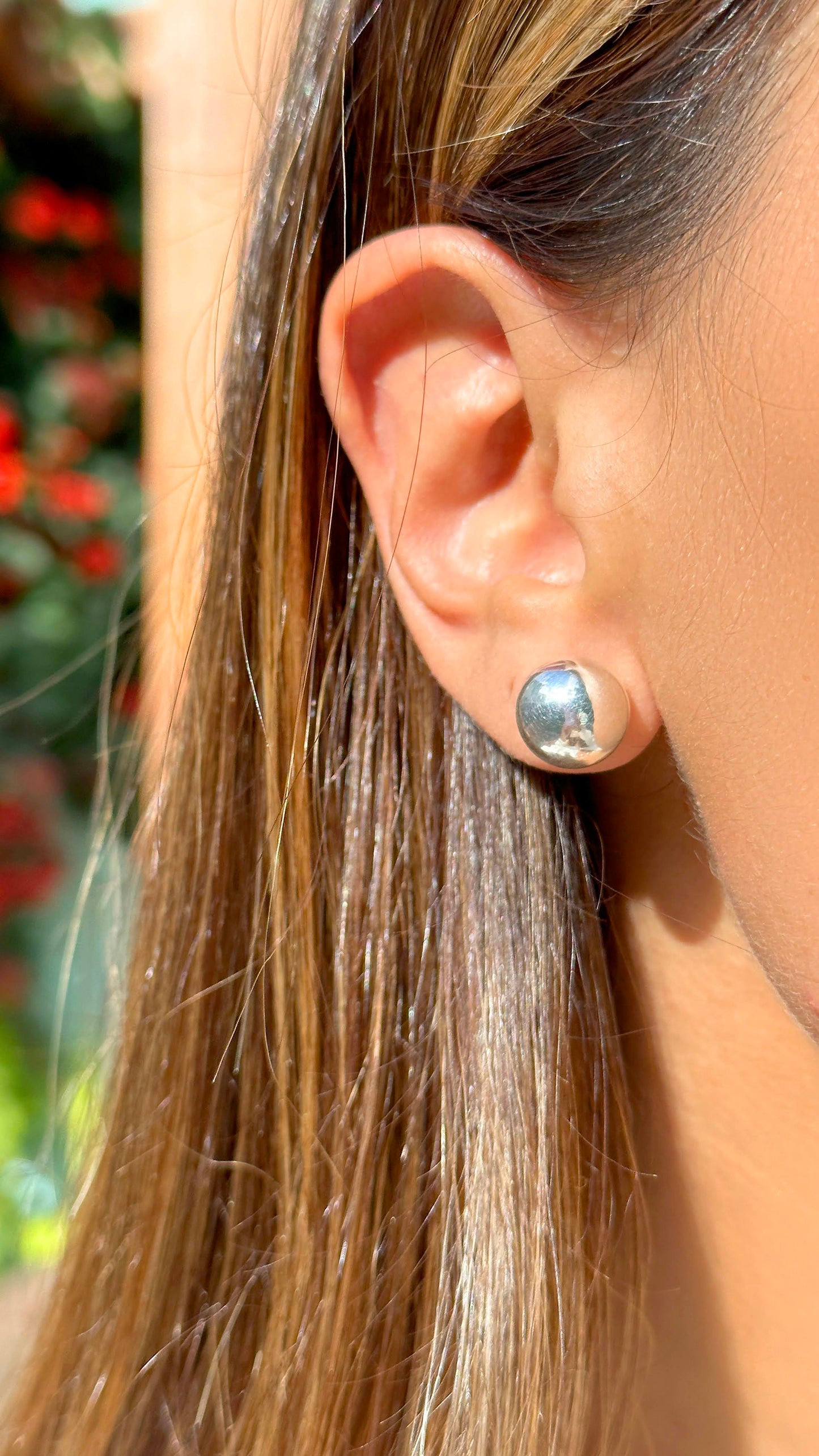 Brinco Folheado Liso Bola 12mm