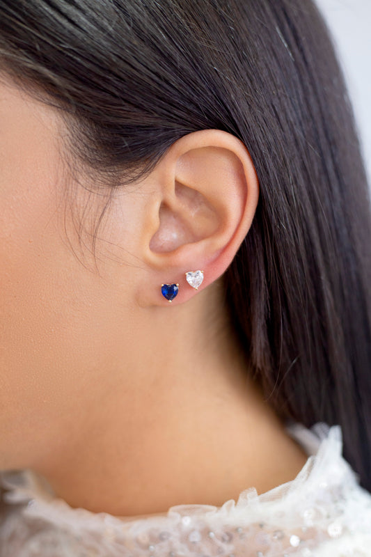 Kit de brincos Cristal Safira Zirconia Branca Coração Banho de Ouro 18K