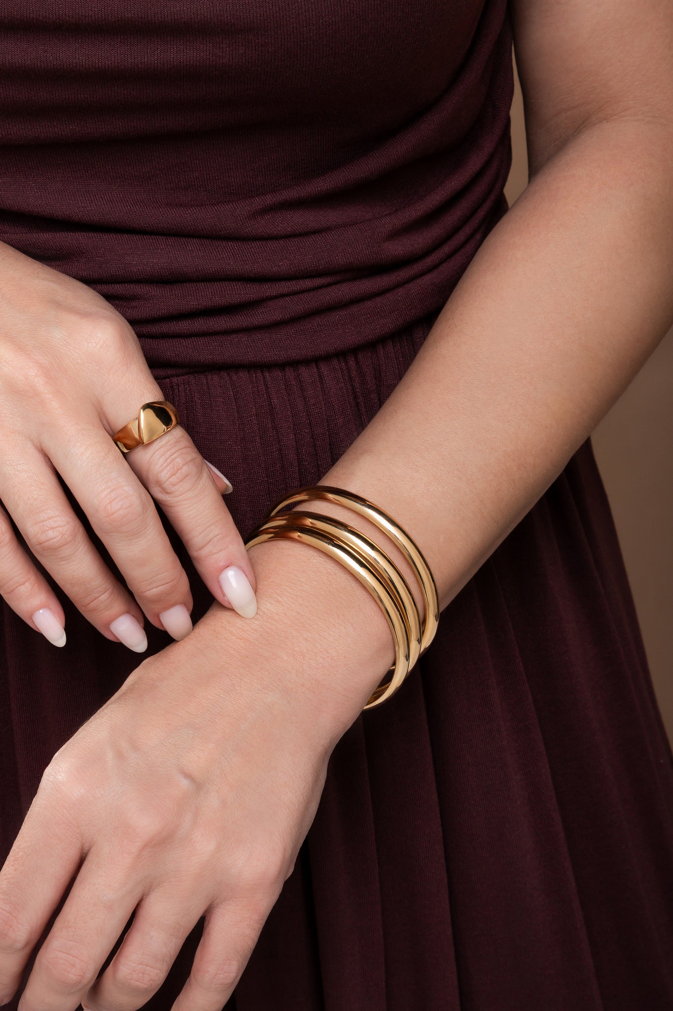 PULSEIRA BRACELETE FINO BANHO OURO 18k