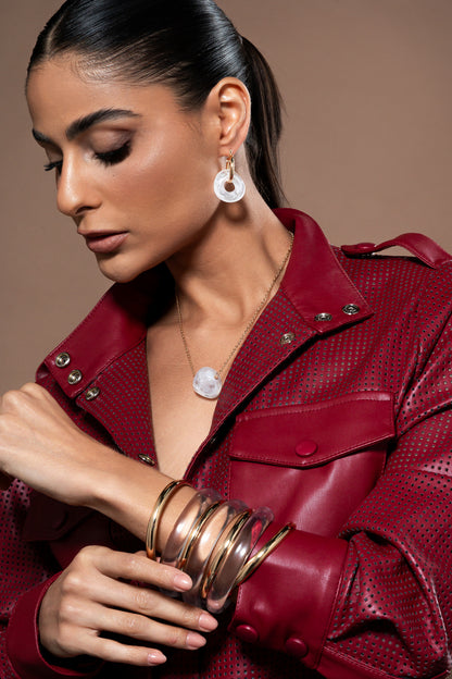 KIT 01 PULSEIRA BRACELETE RESINA TRANSPARENTE + 04 BRACELETES COM BANHO 18k