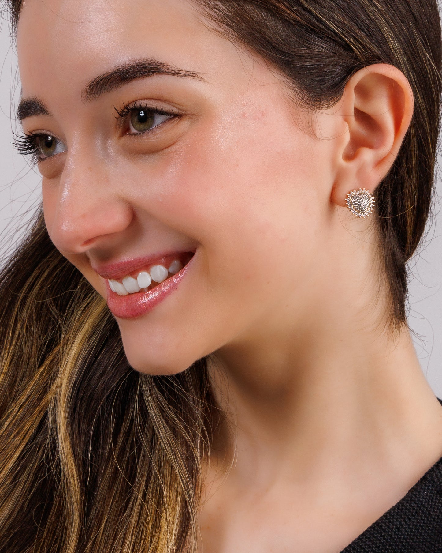 Brinco Coração Mini Zircônia