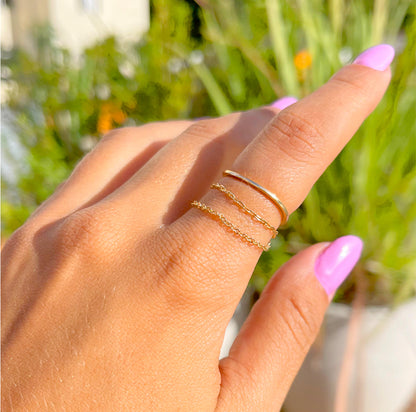 Anel Liso Corrente Banho de Ouro 18K