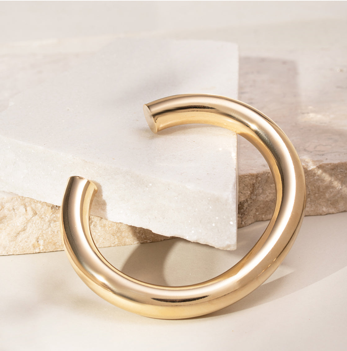 Pulseira Bracelete Liso Tubular 10mm Banho de Ouro 18k