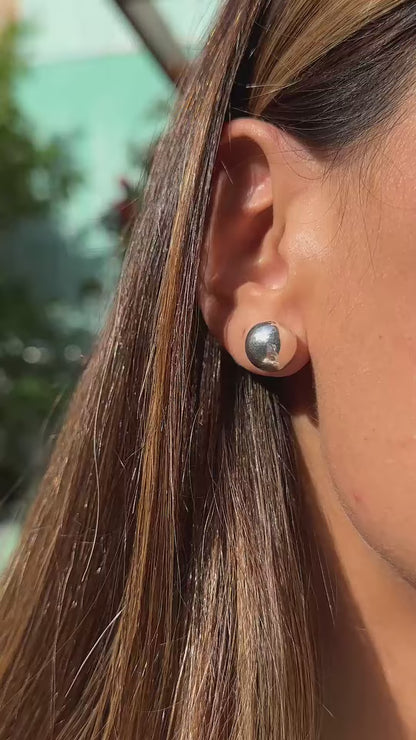 Brinco Folheado Liso Bola 12mm