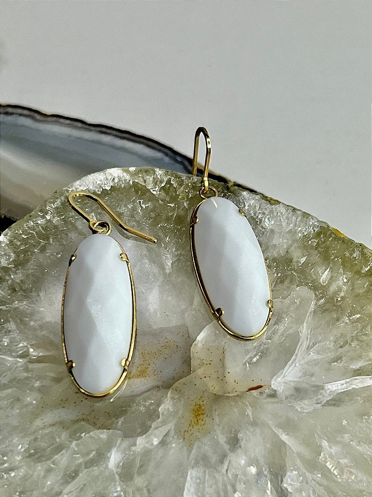 Brinco Banho Ouro 18k Com Quartzo Branco Oval